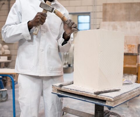Formation en alternance au CAP Tailleur de Pierre.