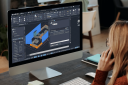 Stagiaire en formation continue sur le logiciel AutoCAD dans le cadre d'une formation dessinateur CAO DAO.