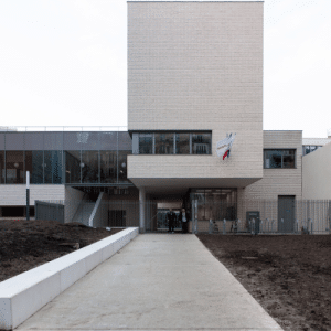 Aller sur la page du lycée Chennevière-Malézieux